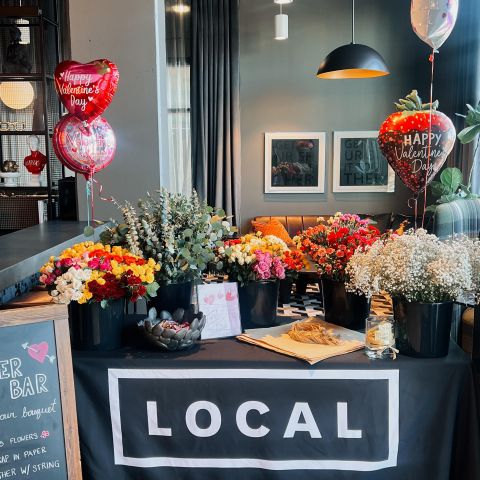 Yesterday was blooming with creativity at our Build-a-Bouquet event! 🌸🌿 Residents put together stunning floral arrangements and had a blast doing it. Thanks to everyone who joined us for a fun and fragrant afternoon! #livelocal #downtown #boiseidaho #local #livedowntown