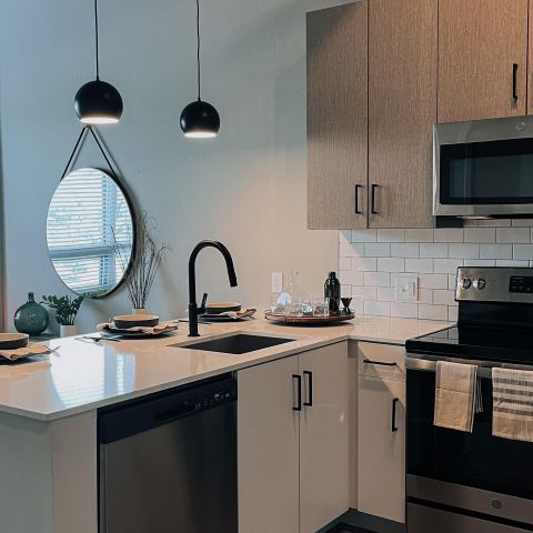 🏠 Affordable coliving at its finest! 🚨Take a tour of our stylish, furnished apartments—designed for comfort, convenience, and community. For just $899/month, get your own private bedroom and bathroom with shared modern amenities. Bring 3 friends or we can roommate match! Give us a call for more information! 📞 ‼️ #local #boise #livelocal #livedowntown #apartmentliving
