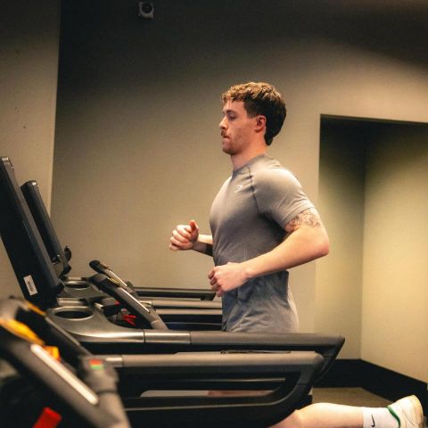 Winter is starting, and who wants to drive to the gym?! 🚘❄️ 

LOCAL has you covered with our 24/7 fitness center! The perfect place to get a good late night lift, quick cardio sesh, or just decompress! 🏋️🏃‍♀️🙆

#localboise #homegym #apartments