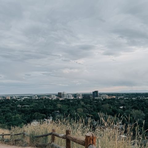 THINGS TO DO THIS WEEKEND👇🏼

Friday | August 7th

🤠 Valley County Fair & Rodeo
5:30p / Valley County Fairgrounds, Cascade

🐴 Branded Bonanza
7:00a / Ford Idaho Horse Park, Nampa

🎺 Tribute to Louis Armstrong
7:00p-9:15p / The Sapphire Room, Boise

🎬 Sparklight Movie Night
7:00p / Settlers Park, Meridian

Saturday | August 8th

🎨 Nampa Festival of the Arts
9:00a-6:00p / Lakeview Park, Nampa

🍗 Boise Soul Food Festival
11:00a-8:00p / Julia Davis Park, Boise

Sunday | August 9th

🛍️ The Boise Flea
10:00a-4:00p / Boise State East Stadium Lot, Boise

🪄 The Magician’s Table
1:00p / Morrison Center, Boise

🎻 A Night in Spain
8:15p-9:45p / Château des Fleurs, Eagle